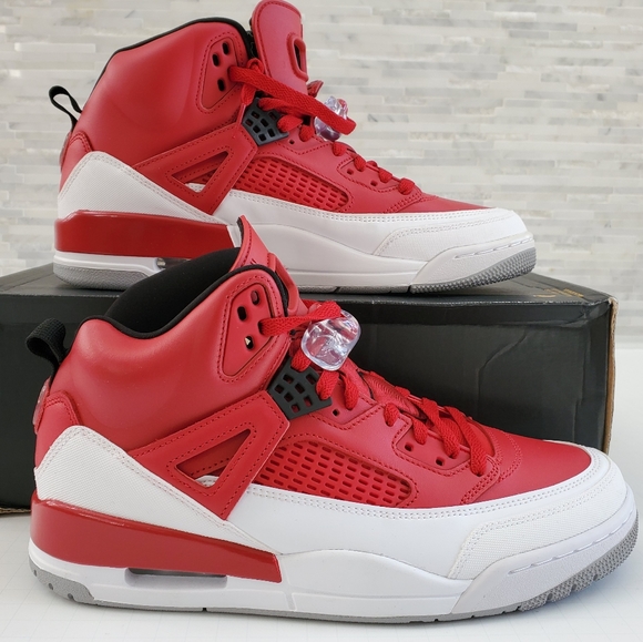 New JORDAN  Spizike Gym Red Sneakers - Picture 2 of 7